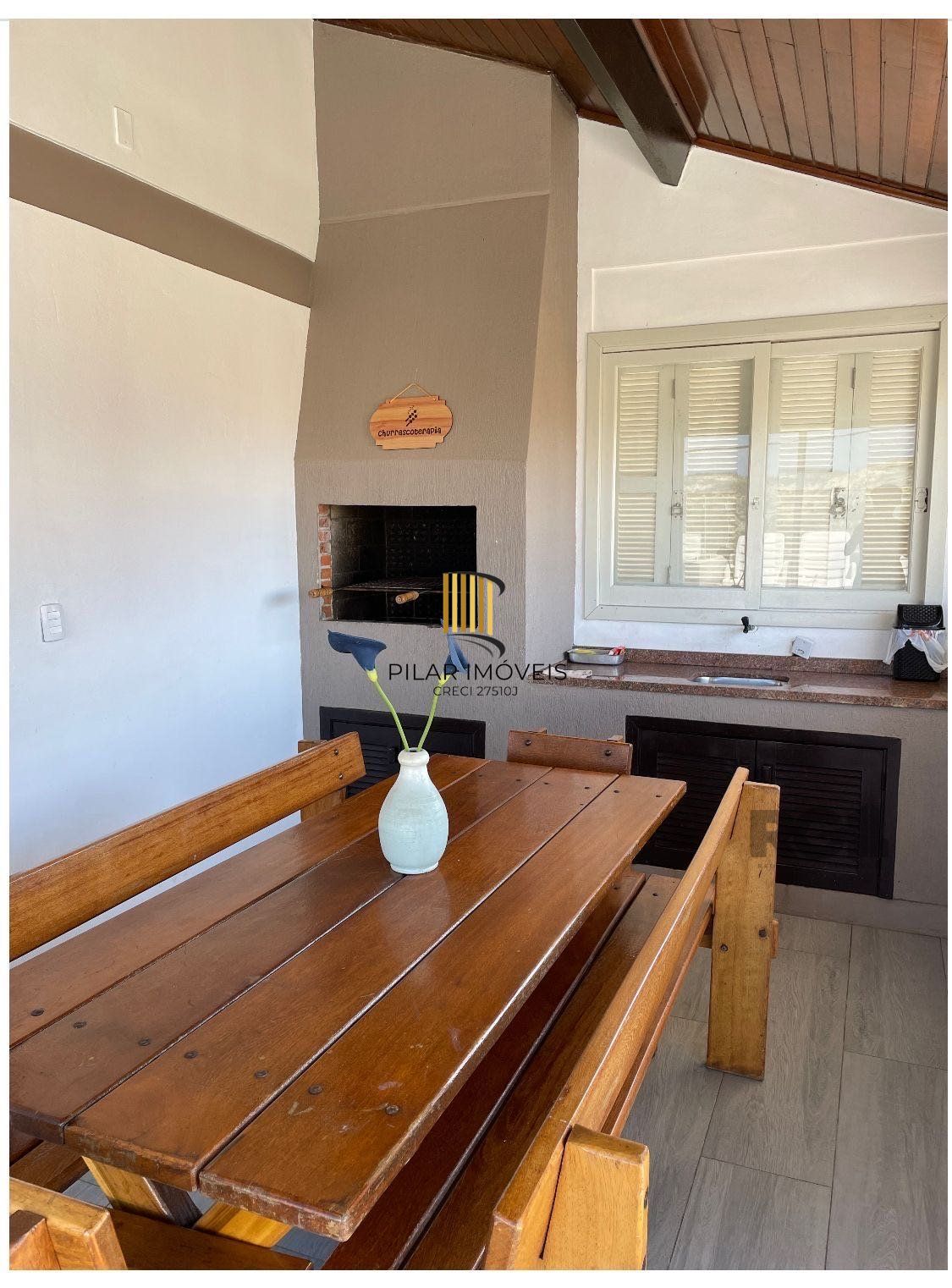 Casa com 6 dormitórios para comprar , 333 m² por R$ 852.000,00 - Centro - Imbé/RS