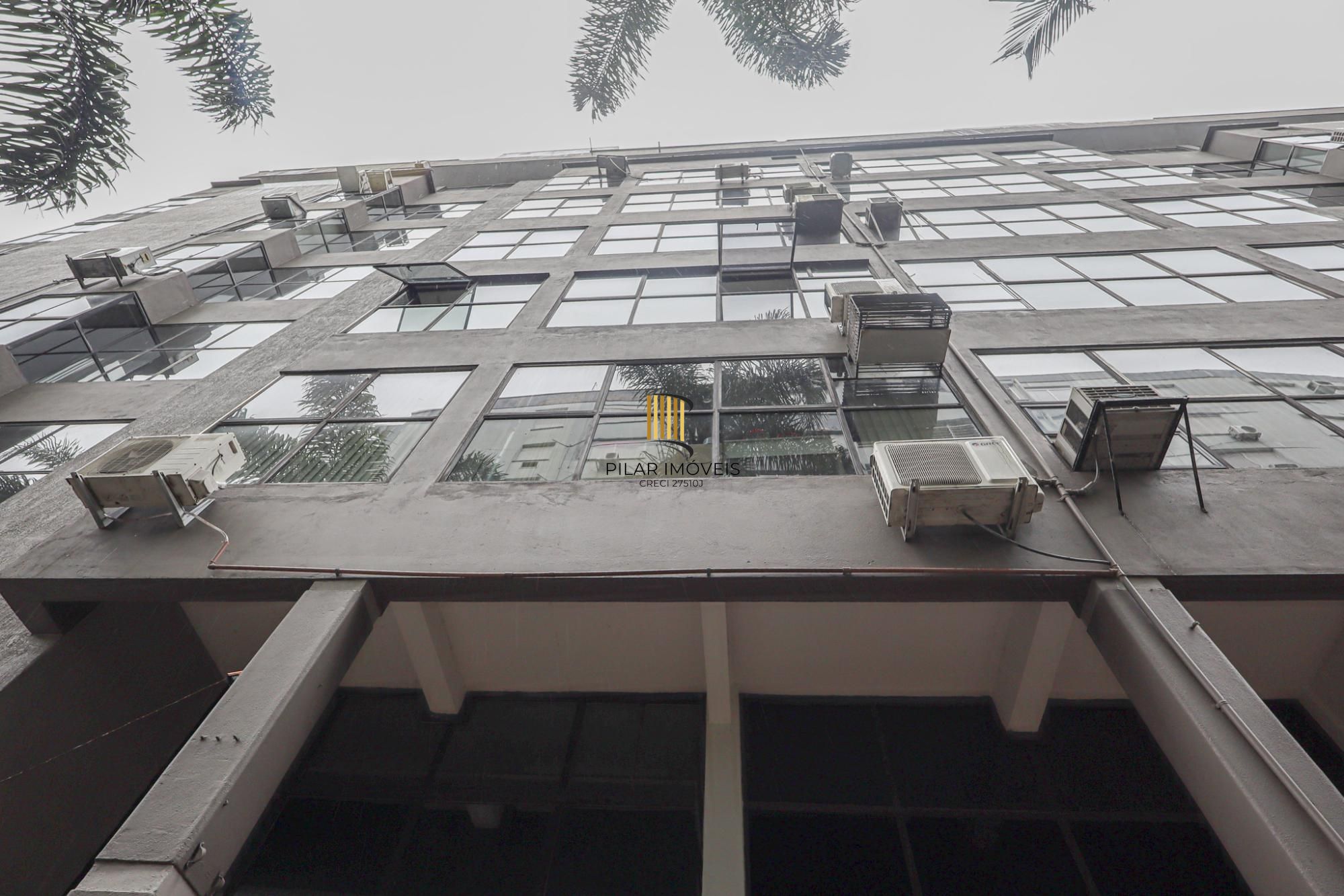 Sala comercial - com portaria / recepção e elevador semimobiliado