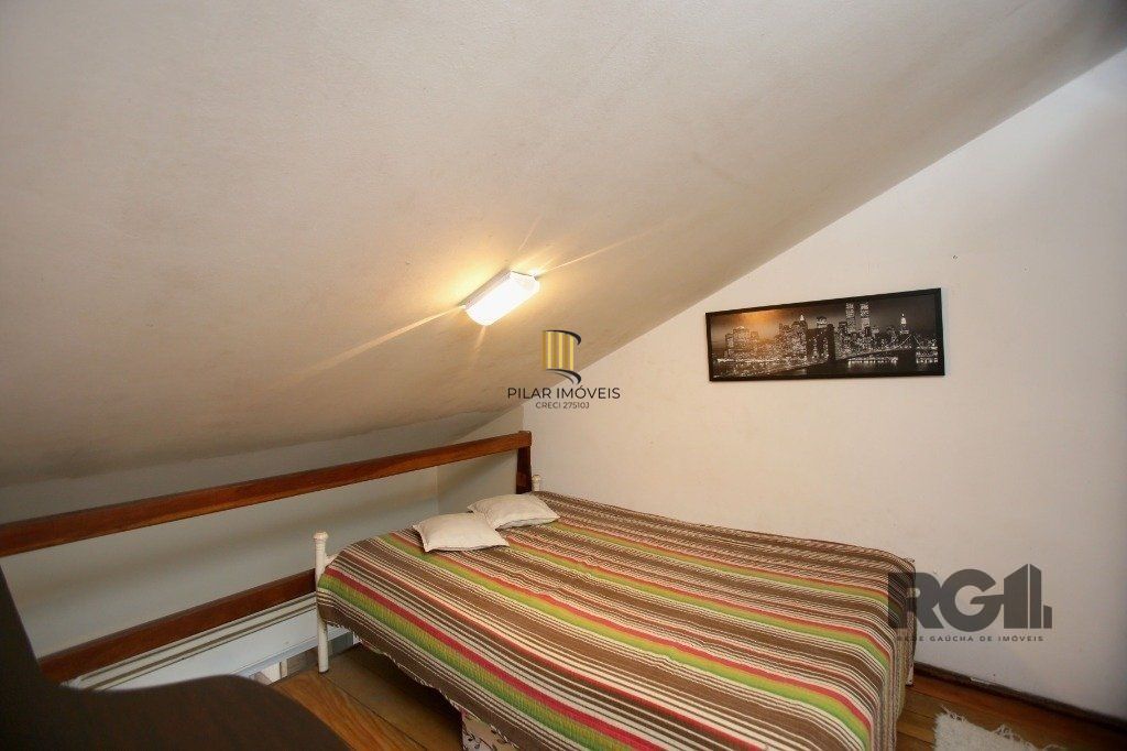 Casa para Venda - 70m², 3 dormitórios, 2 vagas - Jardim Leopoldina