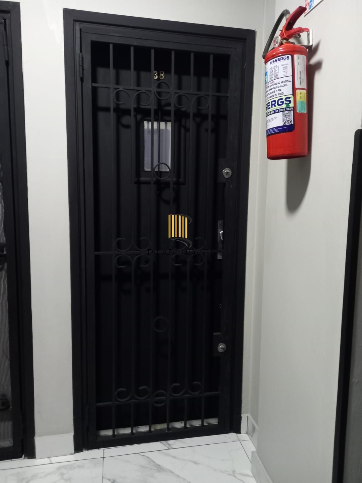 Apartamento 2 dormitórios no bairro Floresta