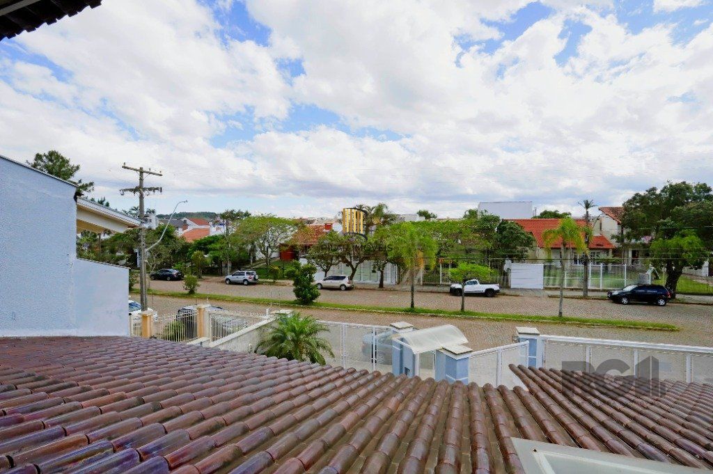 Casa 04 suítes no Bairro Ipanema em Porto Alegre