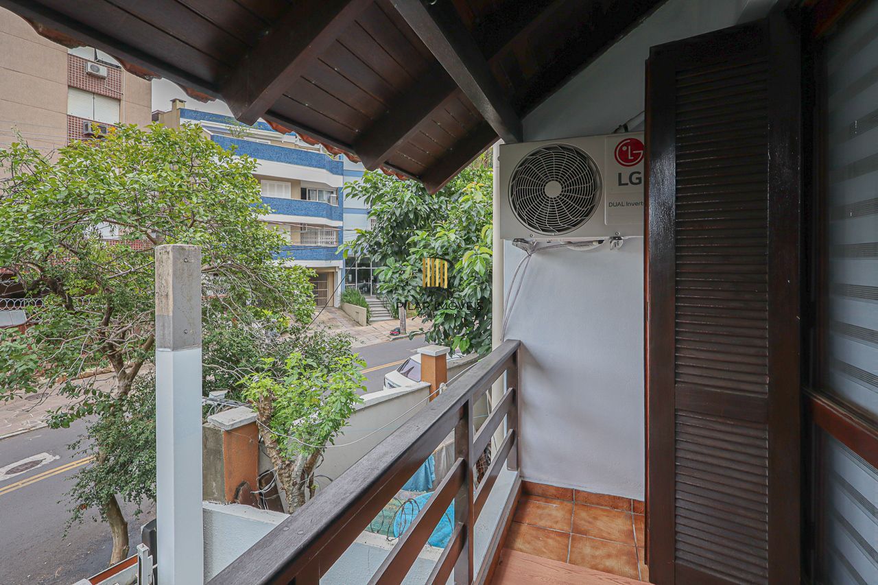 Casa, 3 dormitórios, 2 Suítes,  293,20m², Bairro Bela Vista, Porto Alegre