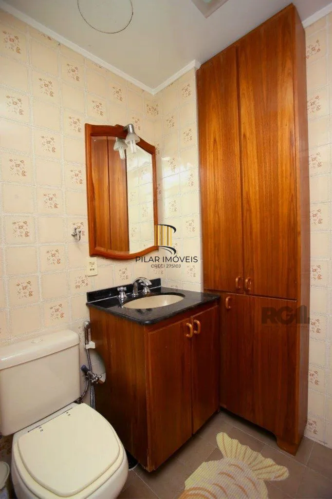 Apartamento, 2 Quartos, 2 Vagas, Bairro Petrópolis