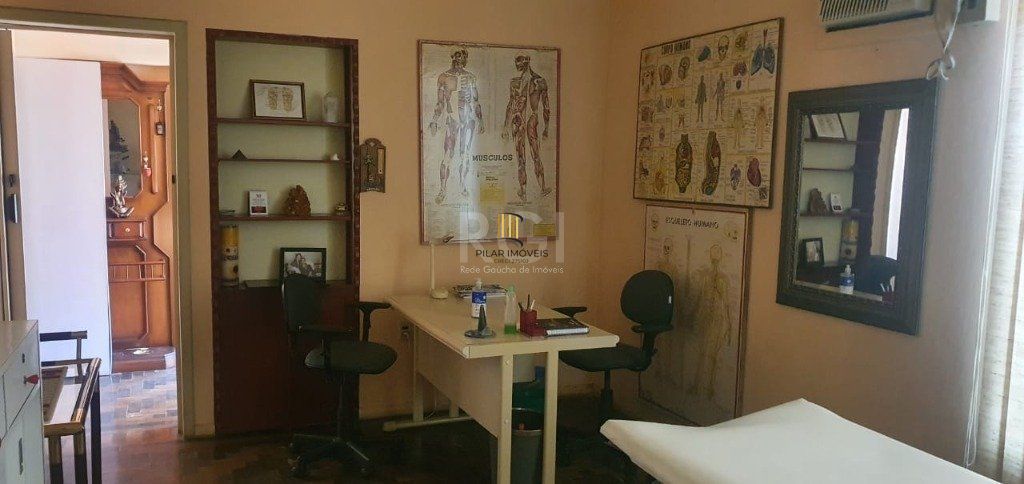 Casa 3 dormitórios no bairro Passo da Areia