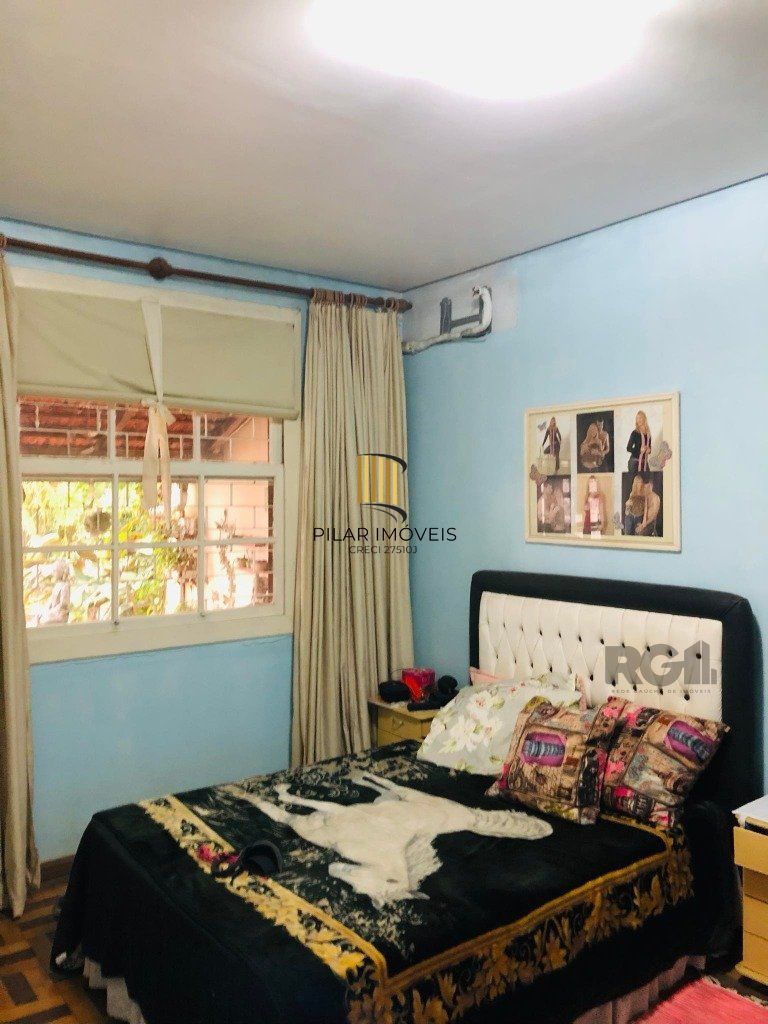 Casa 4 dormitórios no bairro São João