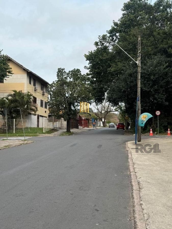 Prédio Comercial no bairro Tristeza