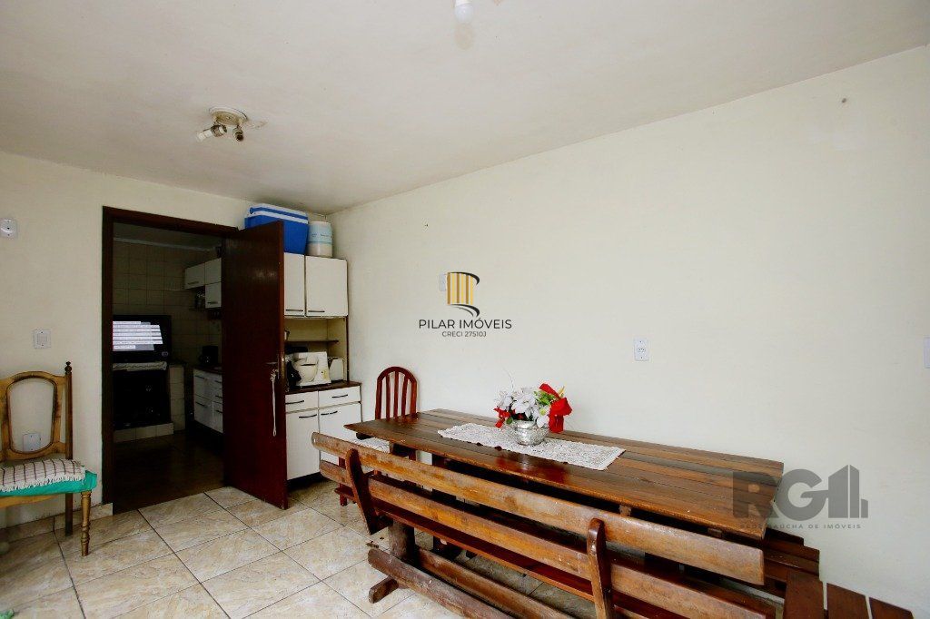 Casa 3 Dormitório(s) Bairro Petrópolis