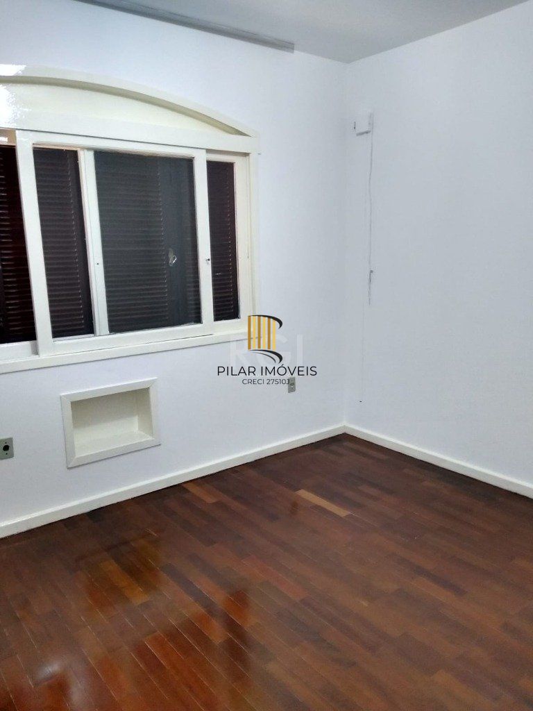 Casa Comercial para Venda - 700m², 0 dormitórios, São João