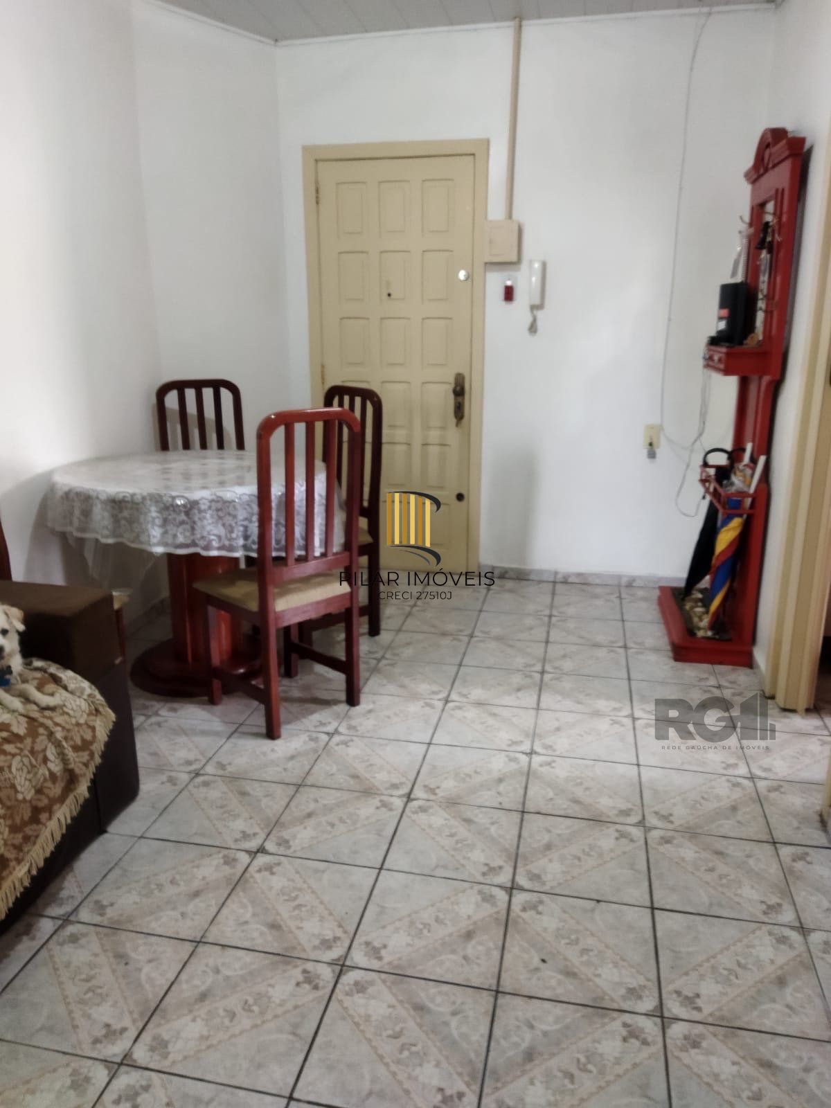 Apartamento para Venda - 40m², 2 dormitórios, 1 vaga - Alto Petropólis