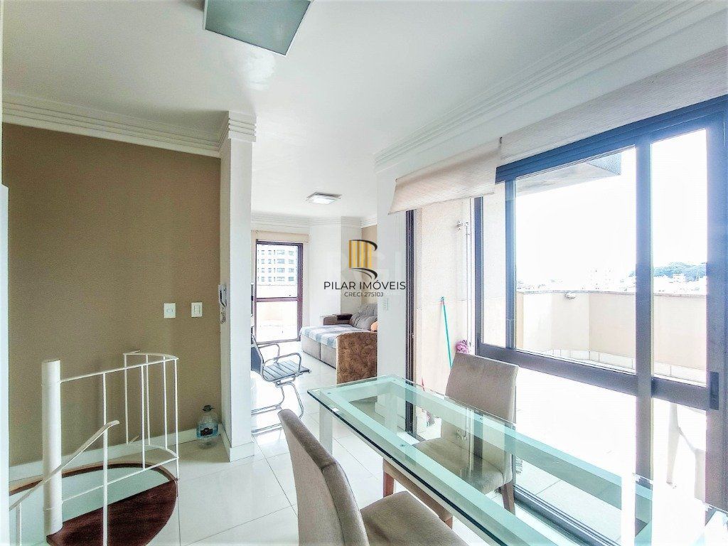 Cobertura para Venda - 174.22m², 2 dormitórios, 2 vagas - Menino Deus