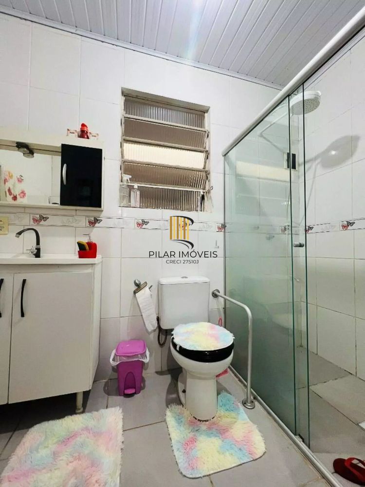 Casa com churrasqueira / Piscina