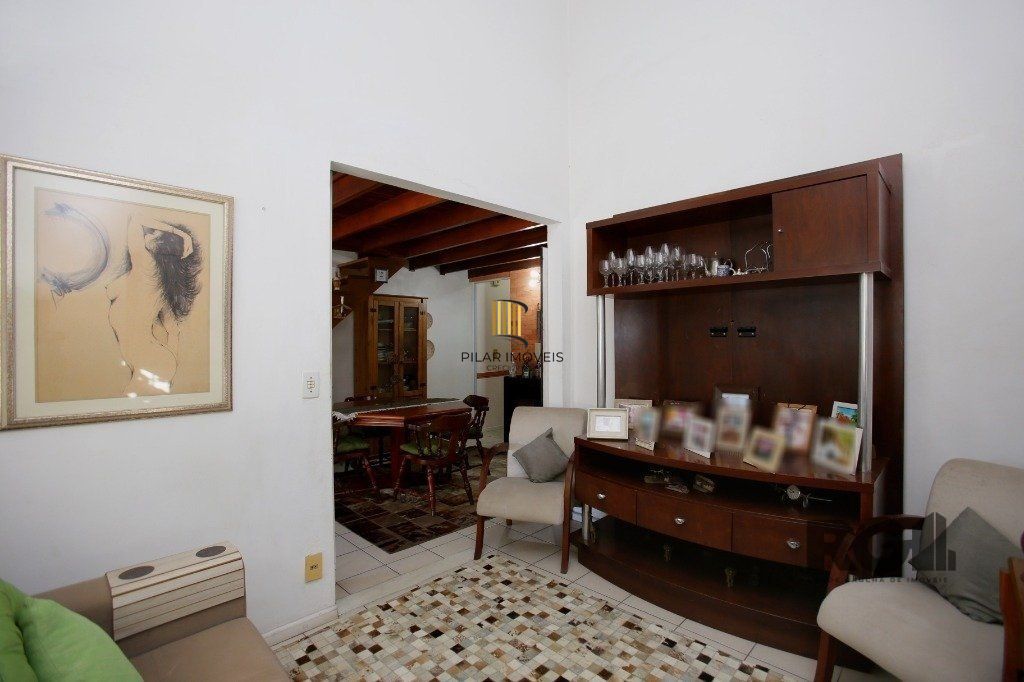 Casa para Venda - 70m², 3 dormitórios, 2 vagas - Jardim Leopoldina