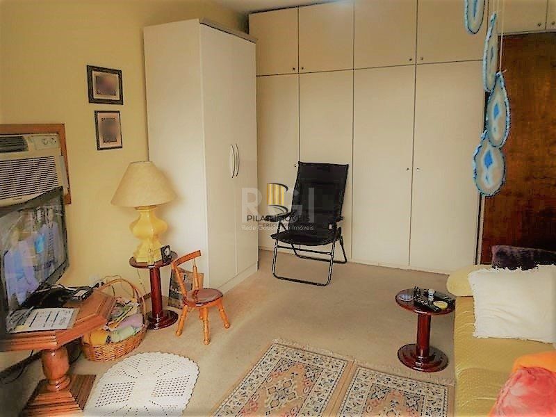 Cobertura para Venda - 166m², 3 dormitórios, sendo 1 suites, 1 vaga - Menino Deus