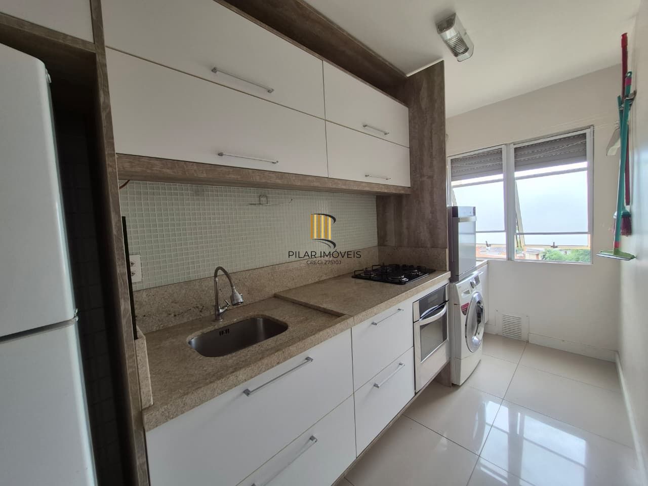 Apartamento, 2 dormitórios, 1 Banheiro, 1 Vaga, 56m², Bairro Sarandi