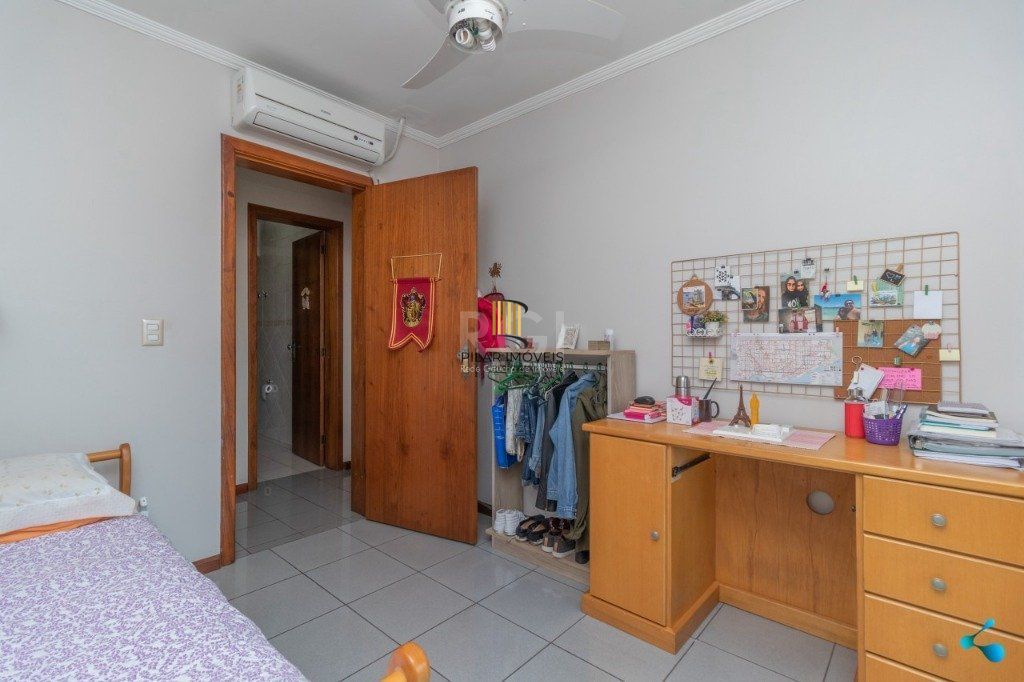 Casa para Venda - 272m², 3 dormitórios, sendo 1 suites, 2 vagas - Sarandi