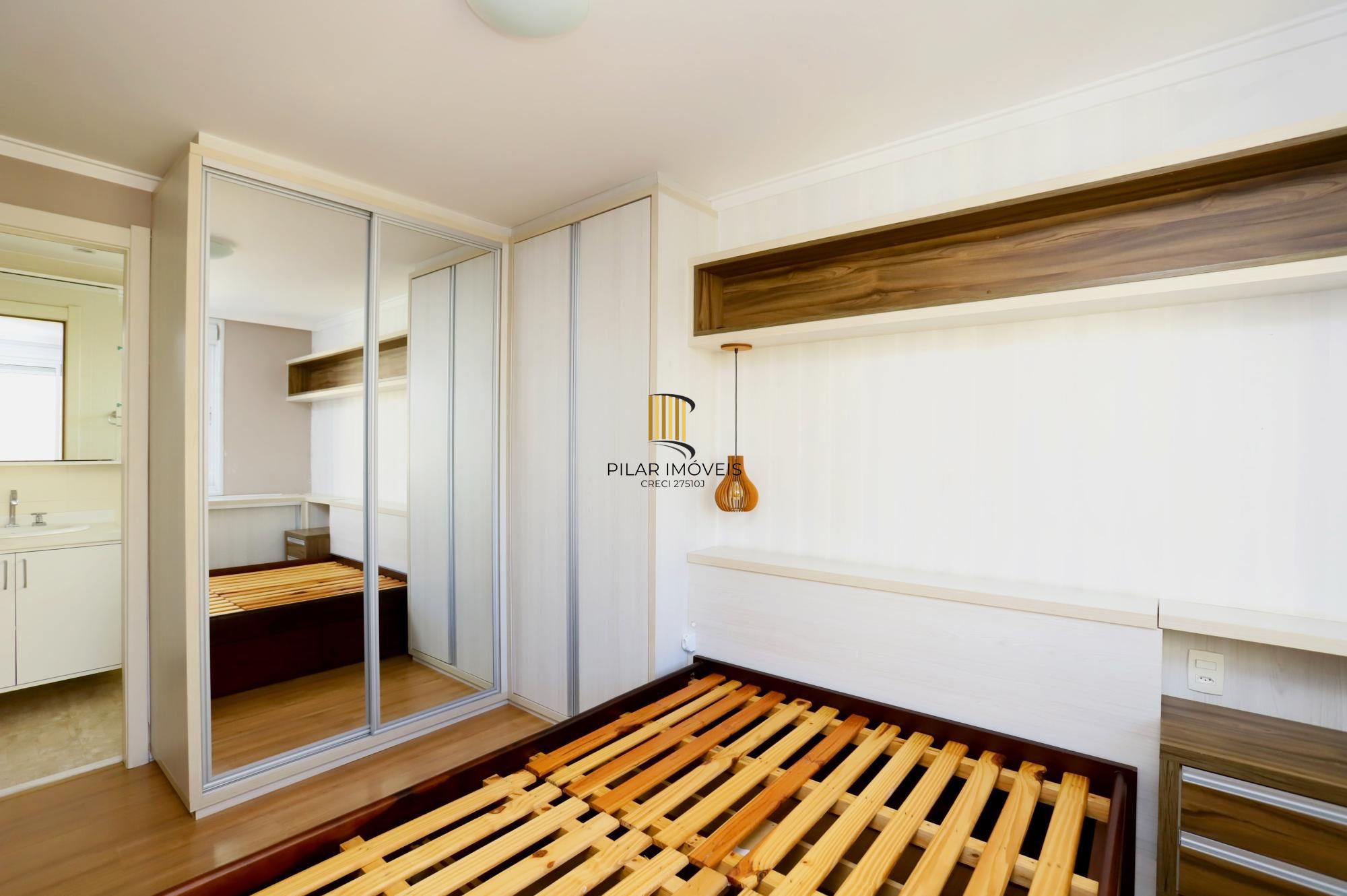 Apartamento 2 dormitórios no bairro Passo da Areia