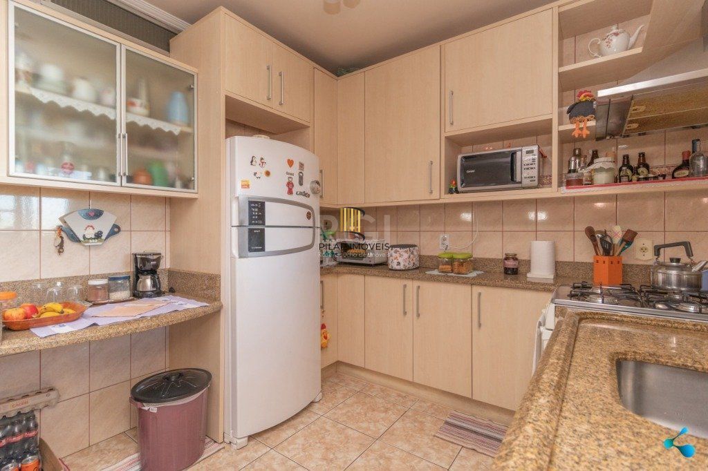Casa para Venda - 272m², 3 dormitórios, sendo 1 suites, 2 vagas - Sarandi