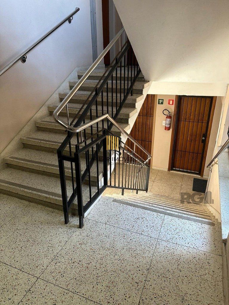 Apartamento 2 dormitórios no bairro Floresta