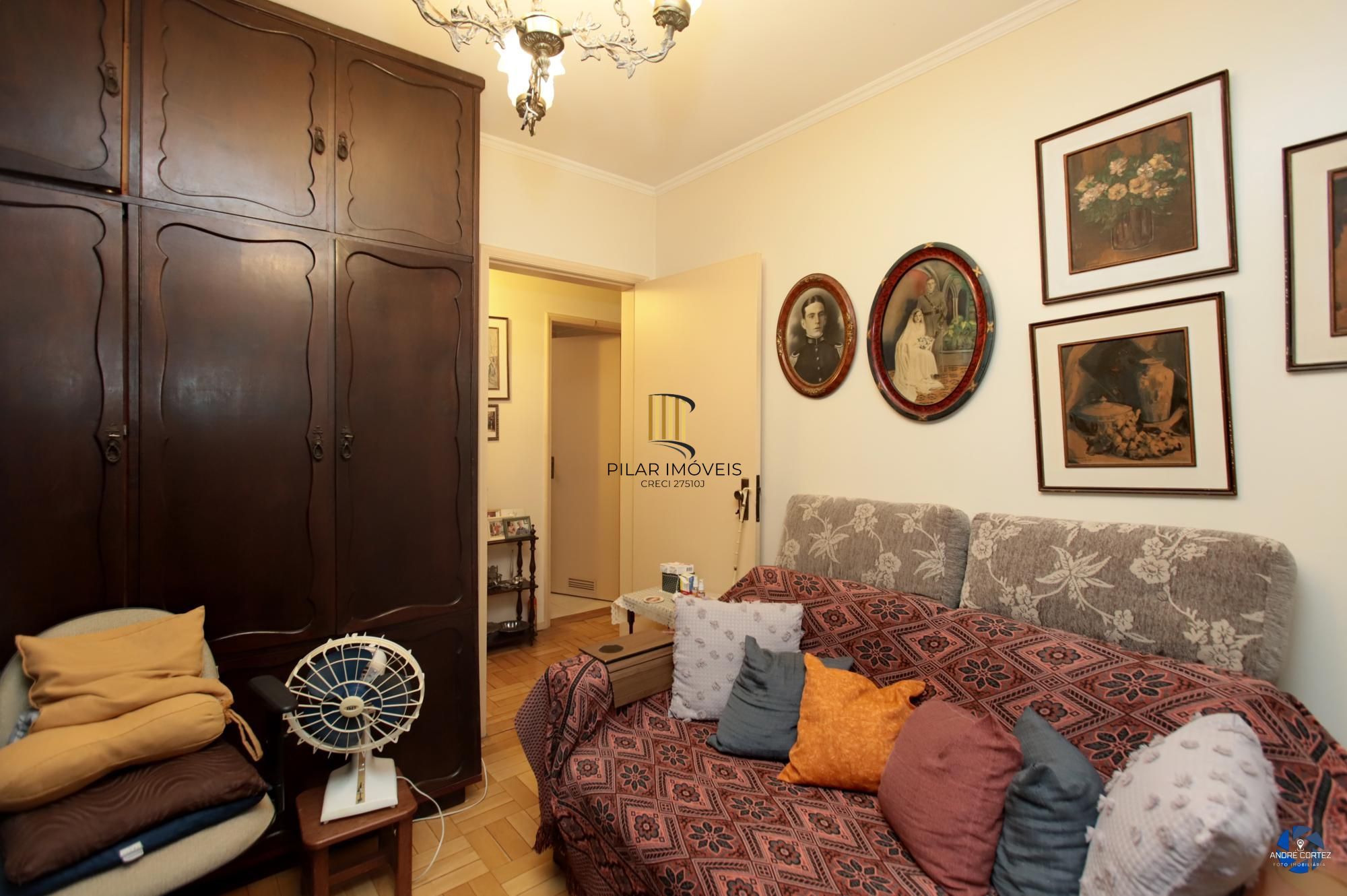 No Moinhos de Vento 03 dormitórios com 01 vaga