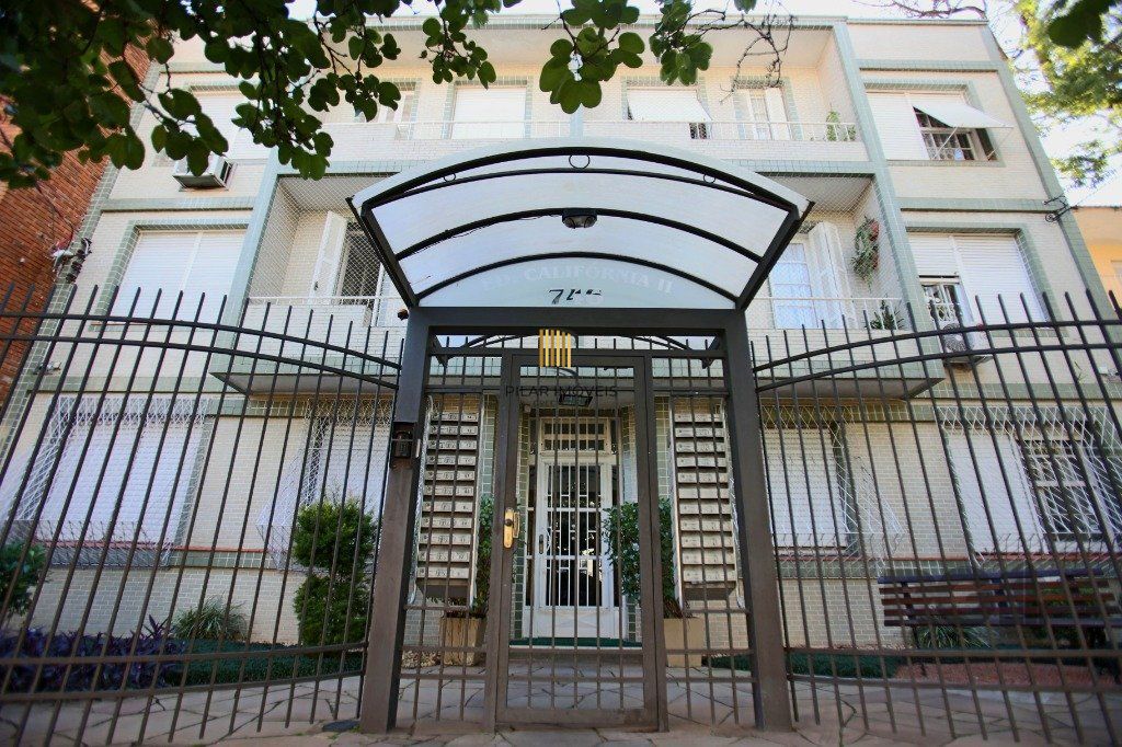 Apartamento de 02 dormitórios no Bairro Moinhos de Vento