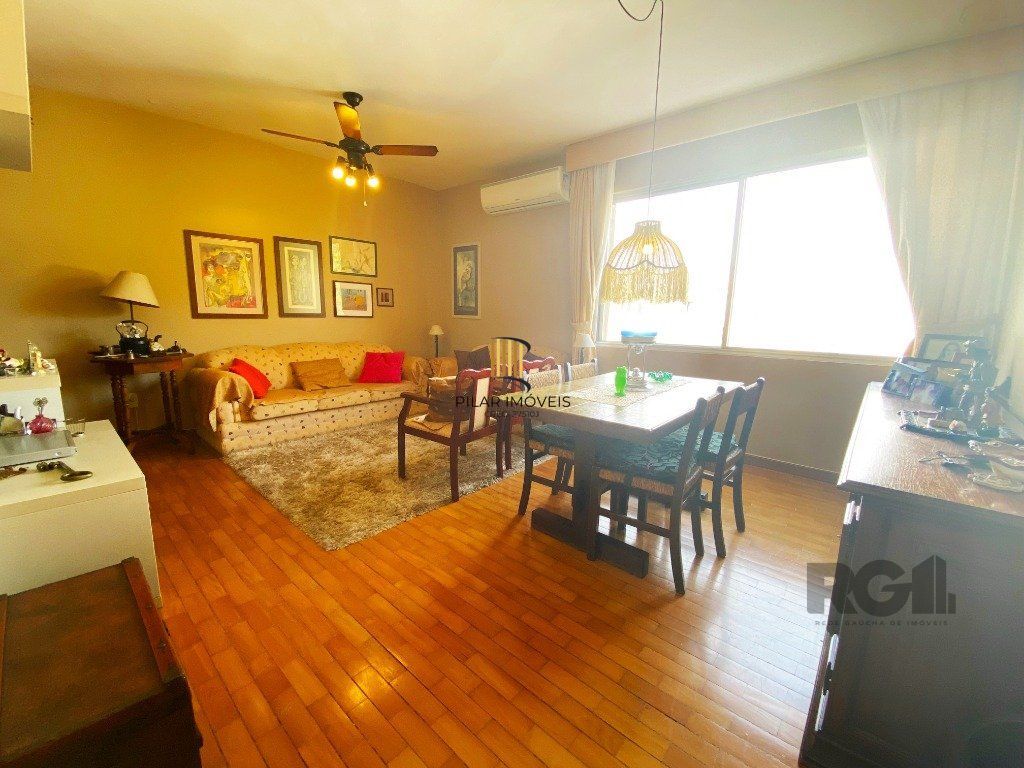 Apartamento de 03 dormitórios no bairro Santa Cecilia em Porto Alegre