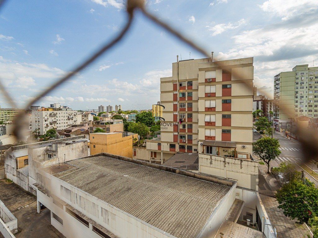 Apartamento 3 dormitórios no bairro Floresta