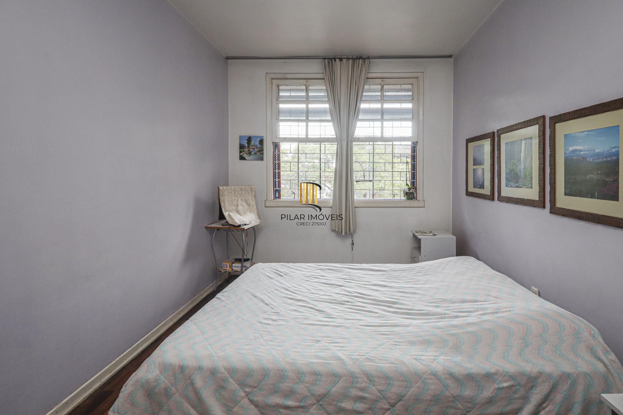 Apartamento 03 dormitórios de frente na Cristóvão Colombo em Porto Alegre