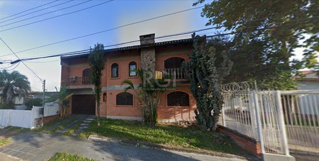 Casa para Venda - 326m², 3 dormitórios, sendo 2 suites, 4 vagas - Parque dos Maias