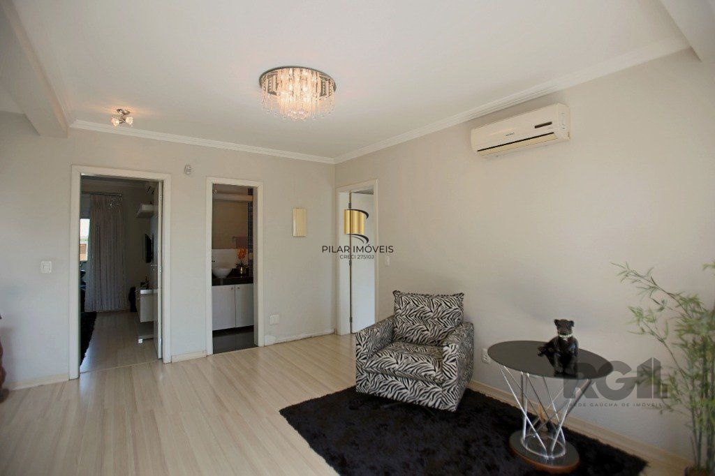 Casa 3 dormitórios no bairro Sarandi