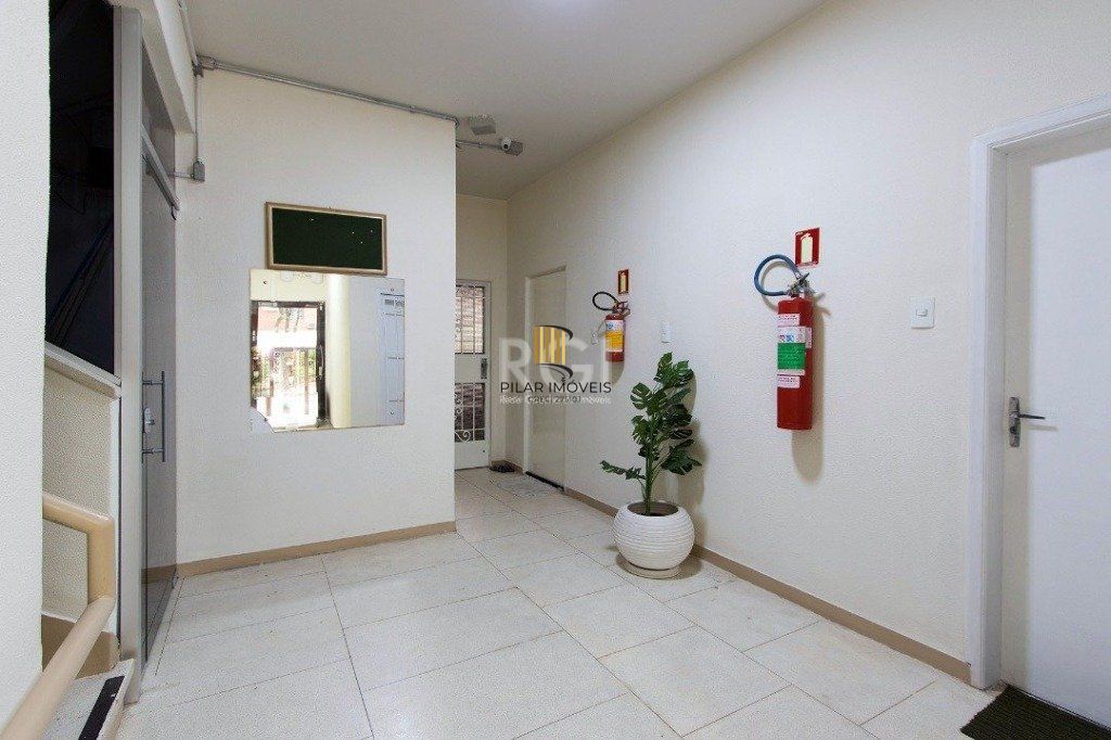 Apartamento para Venda - 101m², 3 dormitórios, 1 vaga - Menino Deus