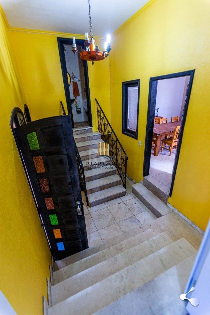 Casa para Venda - 500m², 3 dormitórios, sendo 3 suites, 4 vagas - Vila Ipiranga