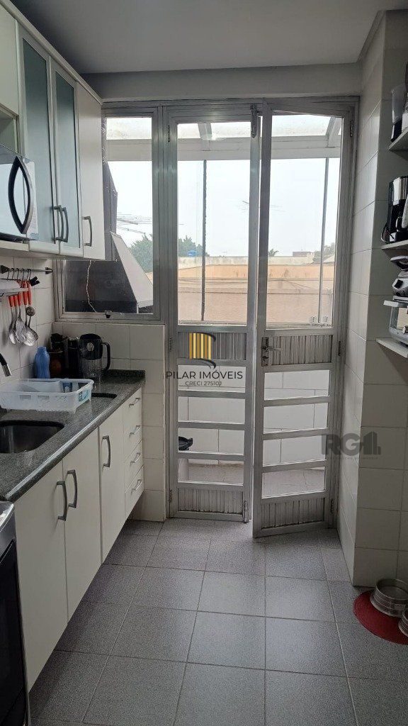 Apartamento 2 dormitórios no bairro Moinhos de Vento