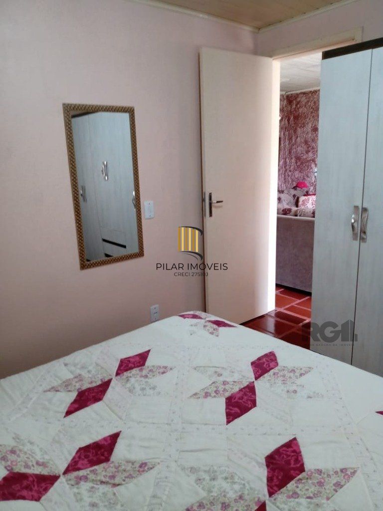 Casa 2 Dormitório(s) Bairro Balneário Magistério