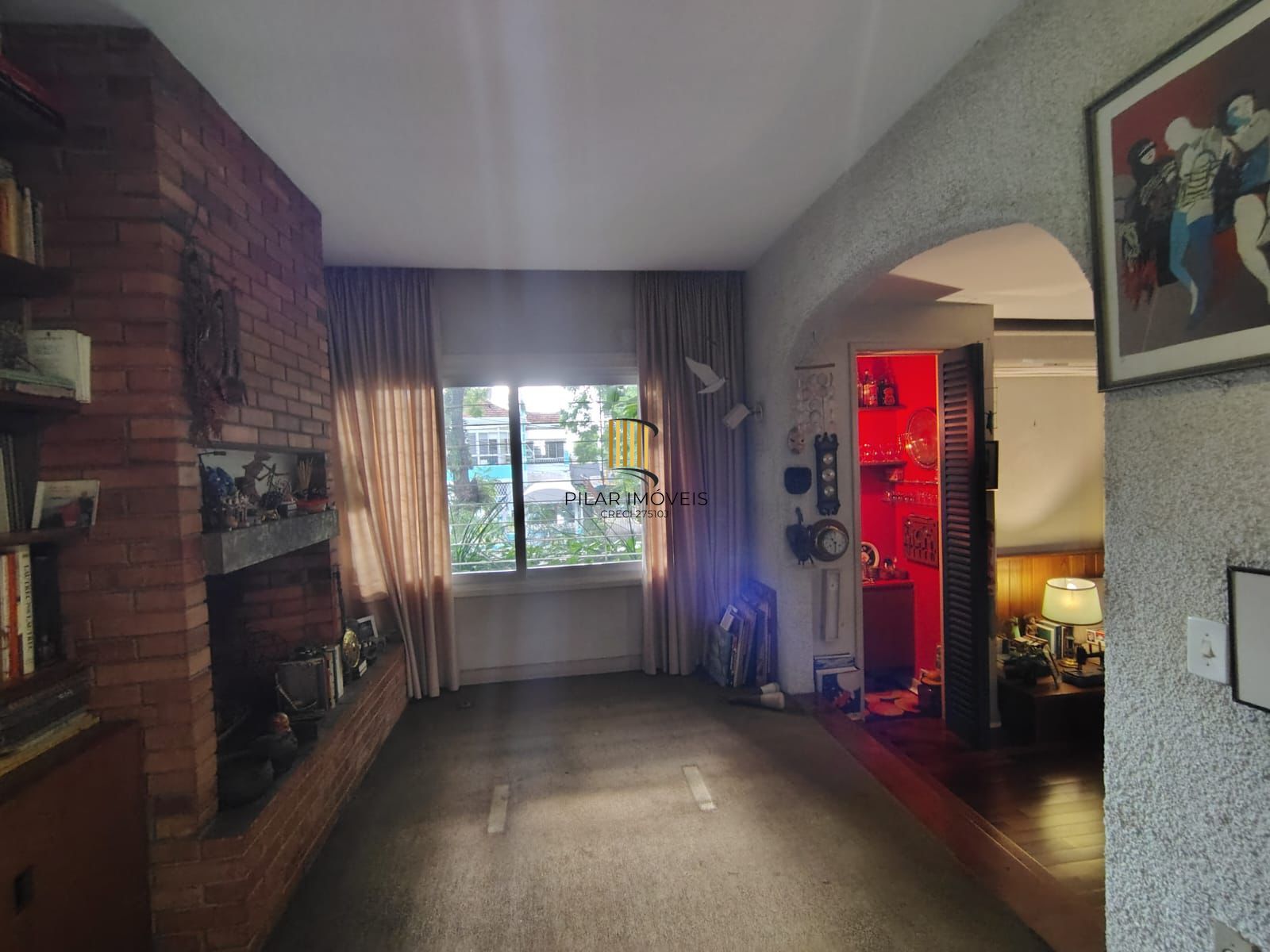 Casa no Bairro Petrópolis em Porto Alegre - Rua calma junto Av. Protásio Alves