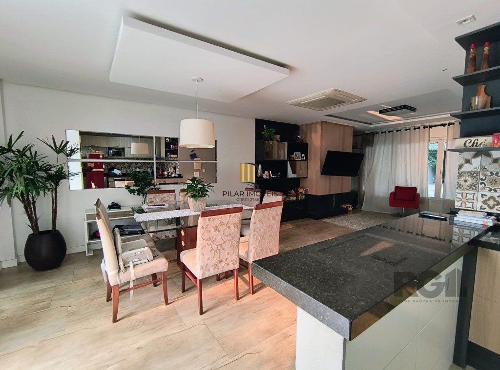 Casa 3 dormitórios no bairro Sarandi