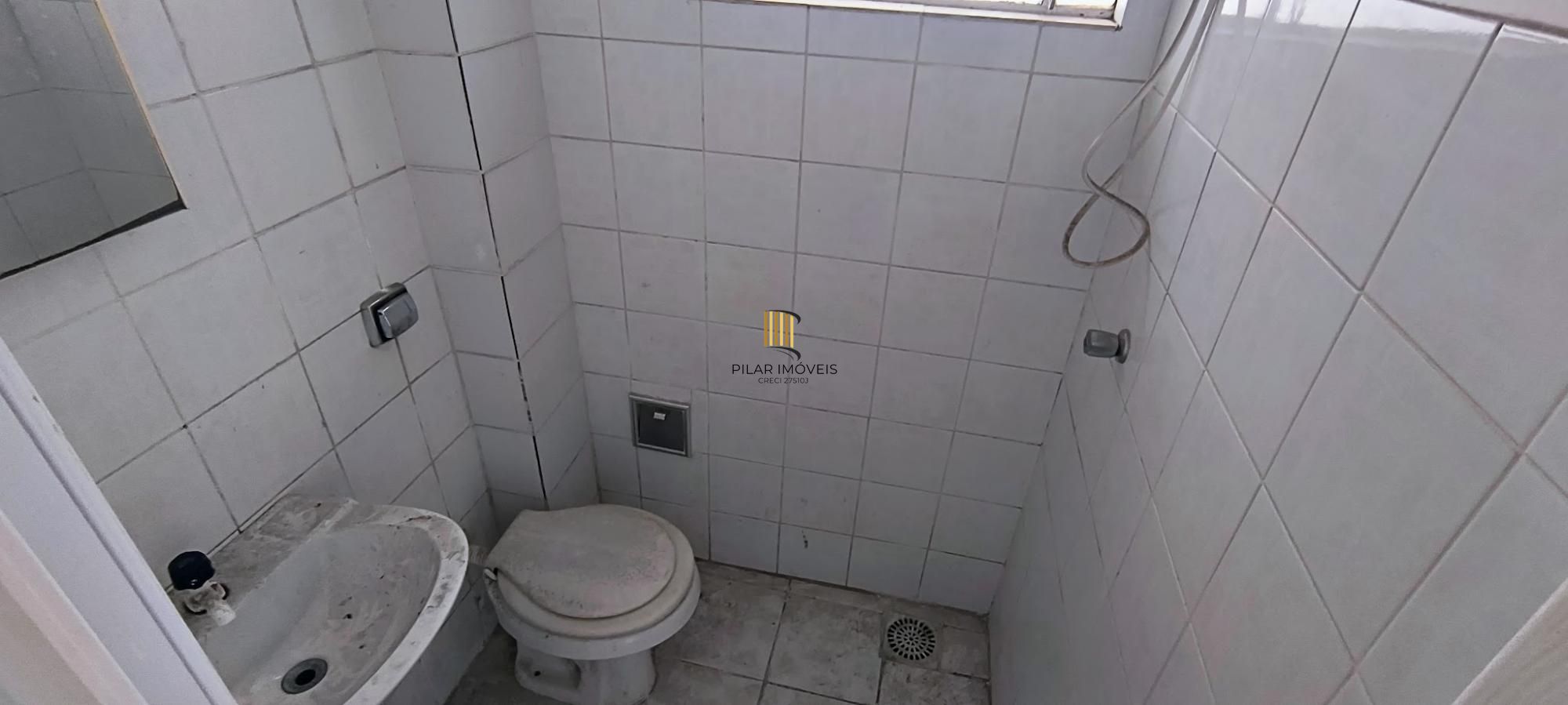 Apartamento 01 dormitório em andar alto