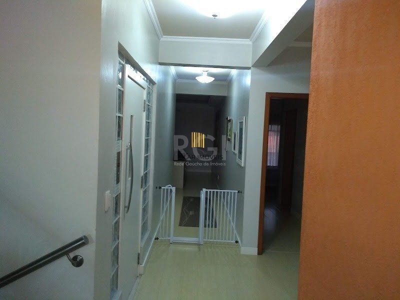 Casa 5 dormitórios no bairro Centro