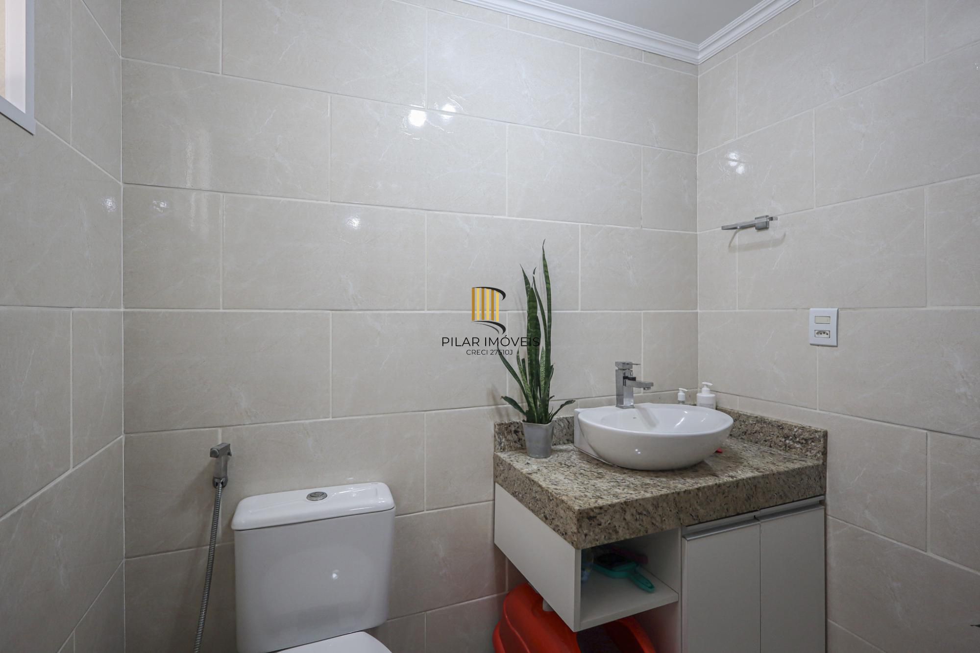 Apto 01 quarto todo reformado no bairro Floresta Porto Alegre/RS