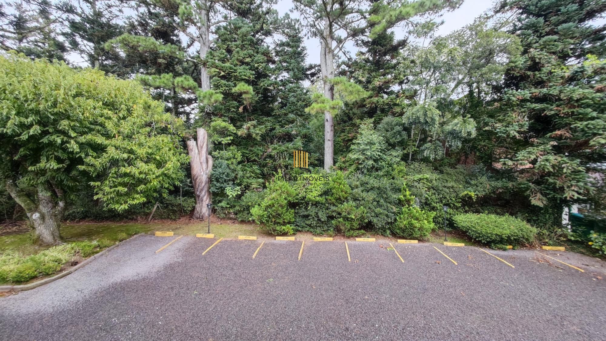 APARTAMENTO A 1000 METROS DO LAGO NEGRO GRAMADO RS
