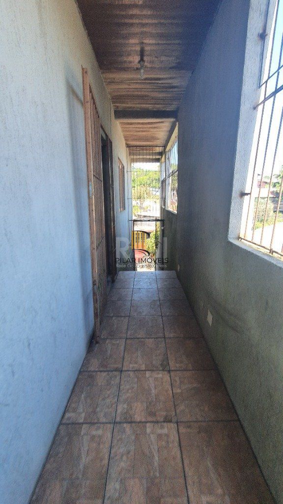 Casa para Venda - 290m², 4 dormitórios, sendo 2 suites, 2 vagas - Cascata