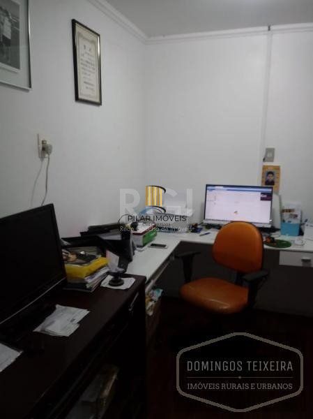 Casa para Venda - 300m², 3 dormitórios, 2 vagas - Jardim Leopoldina
