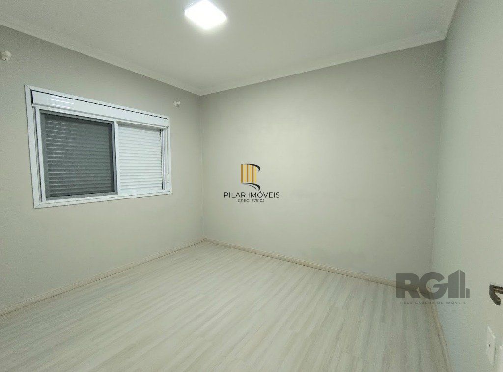 Vendo casa 03 dormitório no Parque da Matriz em Cachoeirinha - RS.