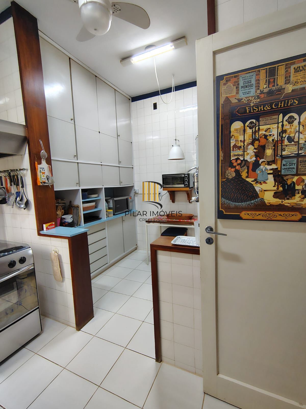 Casa no Bairro Petrópolis em Porto Alegre - Rua calma junto Av. Protásio Alves
