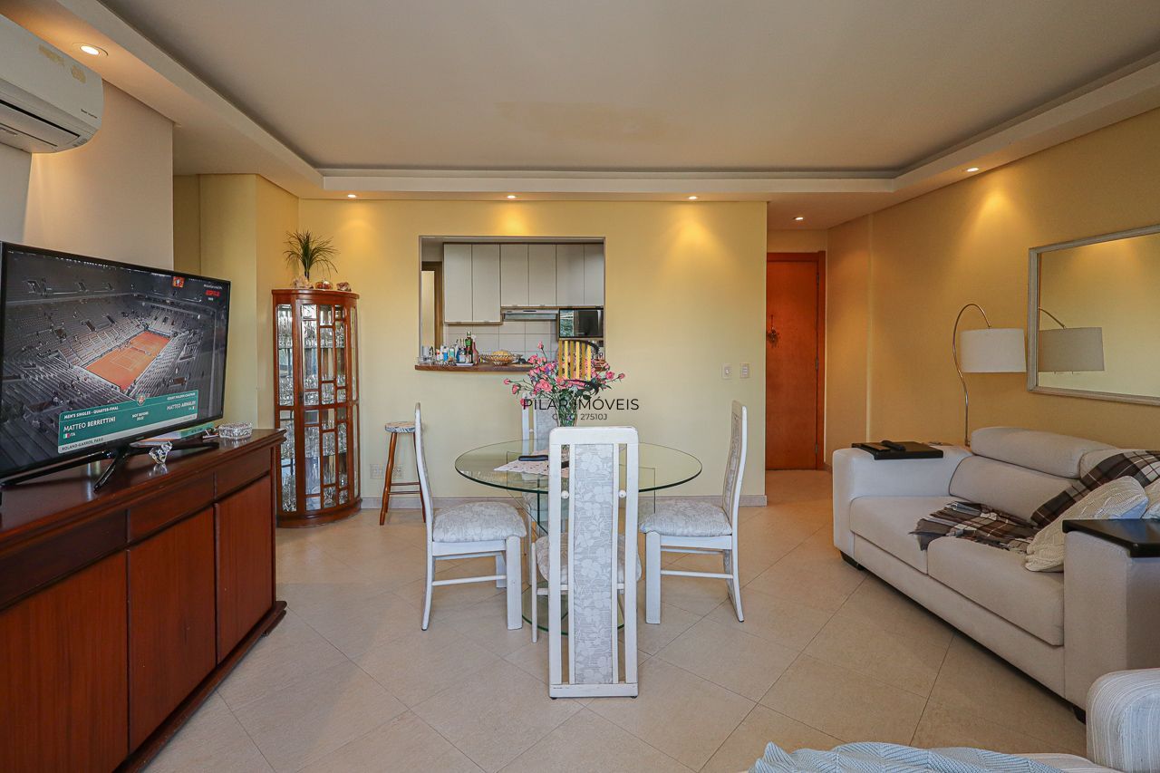 Apartamento 03 quartos de frente com sacada e com garagem