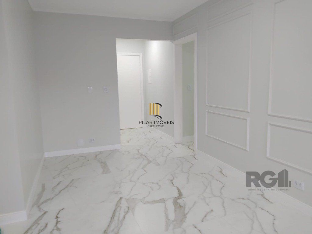 Apartamento 2 Dormitório(s) Bairro Chácara das Pedras