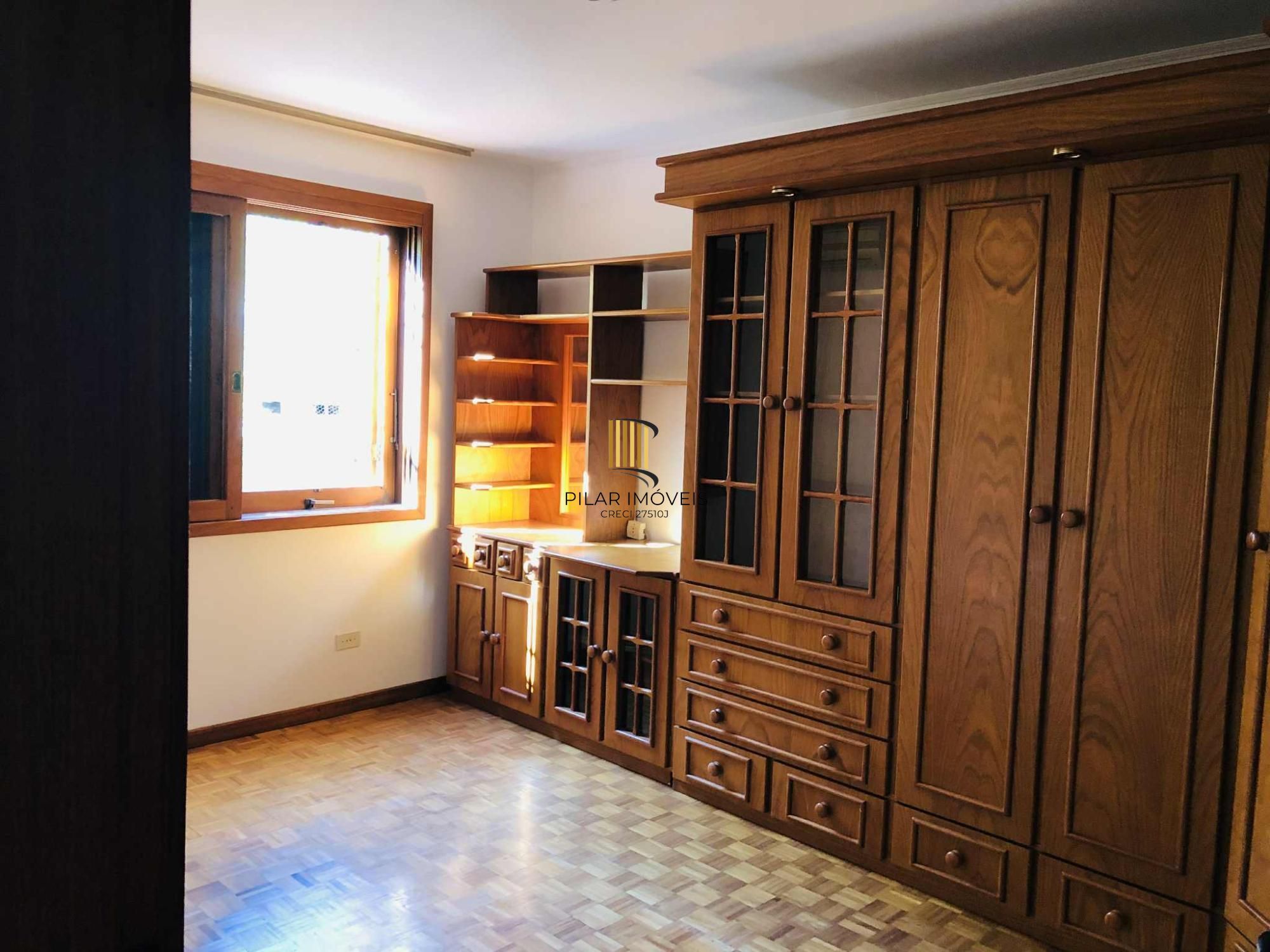 Apartamento Amplo e Pronto para Morar no Bairro Floresta – Porto Alegre
