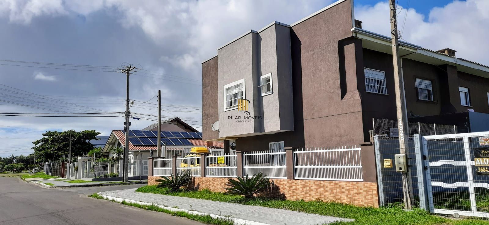 Casa no Centro de Tramandaí - Pilar Imóveis