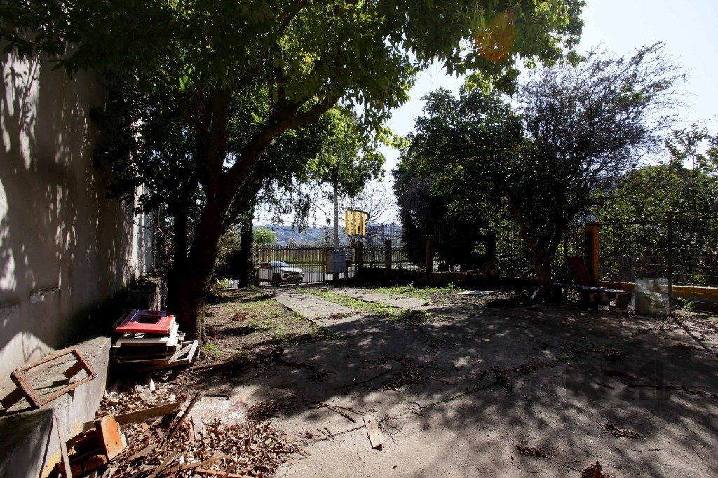 Pavilhão no bairro Jardim Leopoldina
