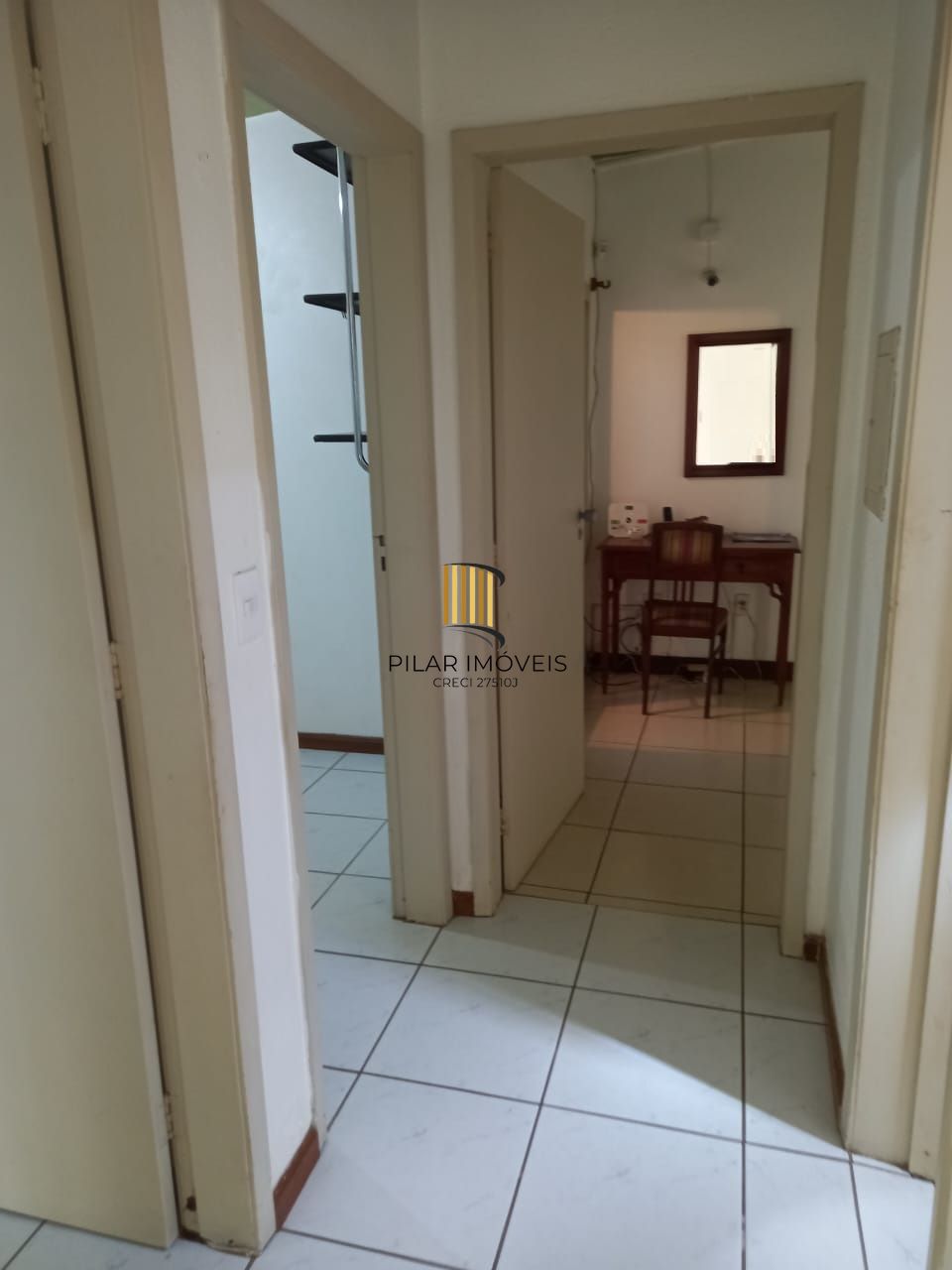 Casa à Venda no Sarandi com 3 Dormitórios, Suíte, 3 vagas Financiamento Bancário