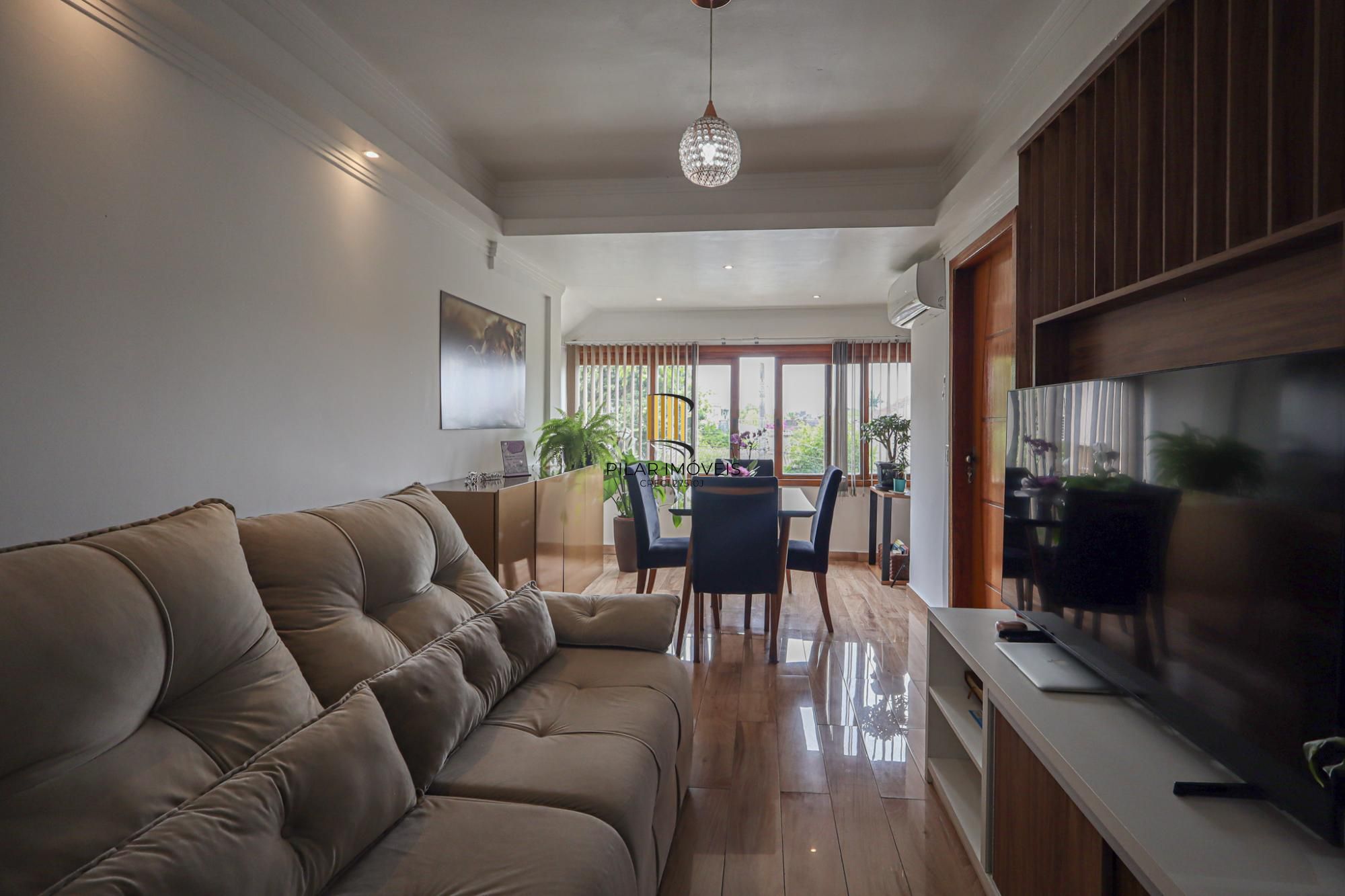 Casa semi mobiliada, 4 dormitórios no Bairro Jardim Sabará